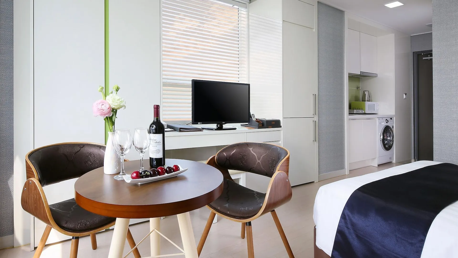 Ξενοδοχείο με διαμερίσματα Ever8 Serviced Residence Σεούλ