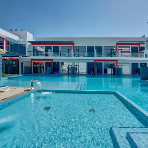 Hotel Kay Homes